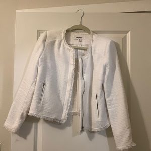 White BB Dakota tweed jacket